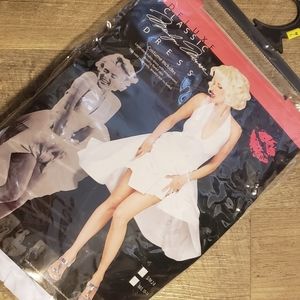 Marilyn Monroe costume M/L
